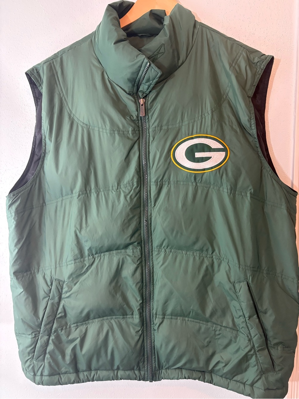 REEBOK NFL XL✨ Green Bay packers down filled puffer vest green + gold w/ pockets